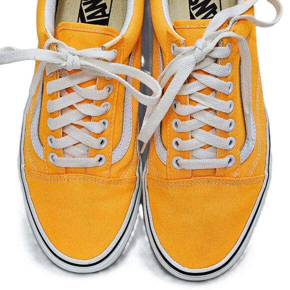 🍊 Vans Neon Orange Old Skool Sneakers – Unique Color, Clean & Classic, W9/M7.5 - Picture 4 of 12